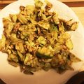ハナチョパパ's cooksnap of when they made 卵とキャベツとアボカドのカレー炒め.