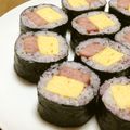 chou*'s cooksnap of when they made ゆかりごはんのスパムたまごむすび.