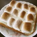 ＊実月＊'s cooksnap of when they made 水切りヨーグルトで♪マシュマロトースト.