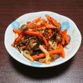 うどん屋３年目's cooksnap of when they made 人参 シメジ 塩昆布の炒め物.