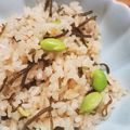 yknobi's cooksnap of when they made ラクうま！旨味たっぷり枝豆炊き込みご飯♪.