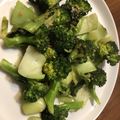 クックE2YV54☆'s cooksnap of when they made 青梗菜とブロッコリーの中華にんにく炒め.