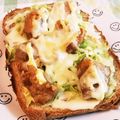 ＊sunlight＊'s cooksnap of when they made からあげON♪チーズトースト.