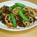 トロロン２号's cooksnap of when they made レンコンと挽き肉の炒め物.