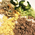 めいちママ＊'s cooksnap of when they made ふんわりたまごとひき肉のそぼろ丼.