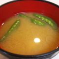 なつきばぁば's cooksnap of when they made さやえんどうのお味噌汁.
