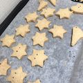 みゆぴーた's cooksnap of when they made 簡単キューブ型ボタンクッキー❁﻿.