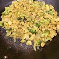 クック3MS31R☆'s cooksnap of when they made 豚バラ肉・玉ねぎ・ブロッコリーカレー炒め.
