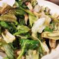 低カロ探検隊's cooksnap of when they made レタスとカニカマの鶏がら塩炒め.
