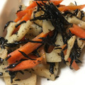 H♡S's cooksnap of when they made 簡単♪蓮根が主役！ひじきの煮物.