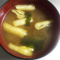 もりのりころ's cooksnap of when they made ワカメと油揚げとネギの味噌汁.