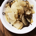 クックO4A02F☆'s cooksnap of when they made ♪簡単箸休め♪余った大根で塩こんぶ和え.