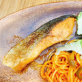 ゆき５'s cooksnap of when they made カリッとふわっとバターしょうゆ鮭ムニエル.