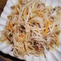さとみんちゃちゃちゃ's cooksnap of when they made もやしニラ肉炒め②.