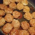 クック5LKRKM☆'s cooksnap of when they made お弁当に♪柔らか豚肉えのきミニハンバーグ.