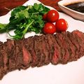 ペトチャト☆'s cooksnap of when they made 炊飯器とジップロックで簡単鹿肉のロースト.