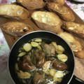 hyperaika's cooksnap of when they made 缶つまで♪かきの燻製のアヒージョ.