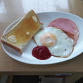 ラリー＆サラ's cooksnap of when they made 簡単☆ハムエッグ.