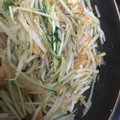 カニーヘン's cooksnap of when they made もやしと油揚げのピリ辛中華風炒め.