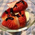 ☆さぶ☆☆'s cooksnap of when they made ❁バニラアイスに苺とバルサミコ酢❁.