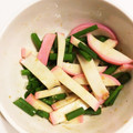 caruga's cooksnap of when they made 簡単！ネギとかまぼこのおつまみ.