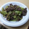 ラリー＆サラ's cooksnap of when they made コストコのプルコギとセロリの炒めもの.