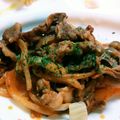 hana＊kana's cooksnap of when they made 丼にも♪牛肉としめじのケチャマヨ炒め.