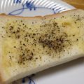 北京パンダ's cooksnap of when they made 食パンとオリーブ油のずぼらトースト.