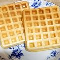 みゃじま's cooksnap of when they made アメリカ版甘くないワッフル.