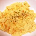 なーなちゃん's cooksnap of when they made ヨーグルトでふわふわスクランブルエッグ.