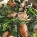 大阪のちゃーちゃん's cooksnap of when they made 鶏もも肉と小松菜☆木耳と春雨の炒めもの♪.
