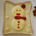 hd104's cooksnap of when they made Xmas☆かわいい❤︎雪だるまトースト☻.