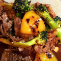 ふる～つ's cooksnap of when they made 牛肉と玉ねぎの黒酢風味炒め.