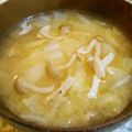 やっちーさん's cooksnap of when they made 白菜としめじの味噌汁.