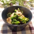ぽっぽぺぺ's cooksnap of when they made 鶏胸肉と細切りピーマンの塩こんぶ炒め.
