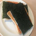 Yokchina's cooksnap of when they made コチュジャンバタートースト韓国海苔チーズ.
