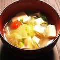 MYAR's cooksnap of when they made 簡単☆たっぷりレタスと豆腐のスープ.