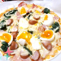 きゅうちゃんひなさん's cooksnap of when they made 定番ゆで卵入りトマトソースのピザ.