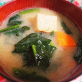 m11m11's cooksnap of when they made ほっこり簡単♪厚揚げとほうれん草の味噌汁.