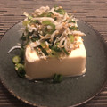 ミニエもん's cooksnap of when they made しらすとネギのごま油和えをのせた冷奴.