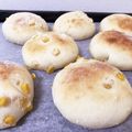 tomaton☆'s cooksnap of when they made マヨとチーズが美味しい☆コーンパン.