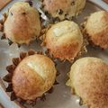 ヒナのkitchen's cooksnap of when they made HMで簡単ウインナーパン.