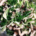2525tane's cooksnap of when they made 水菜としめじのさっぱりだし和え.