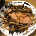 クックWNF1CA☆'s cooksnap of when they made 鮭としめじのバター醤油焼き.