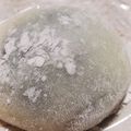 yukksmi's cooksnap of when they made レンジで簡単☆切り餅でいちご大福.