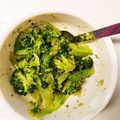 yukach1's cooksnap of when they made ブロッコリーのごま和え☆給食で人気☆.