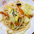 m88k's cooksnap of when they made 塩こんぶだけで旨ウマ塩焼きそば♪.