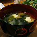 クックTNQJ59☆'s cooksnap of when they made 簡単！豆腐とわかめの味噌汁☆基本の「キ」.