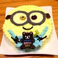 MHR2mama's cooksnap of when they made ミニオン ケーキ.