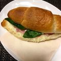 horseland's cooksnap of when they made イタリアの生ハム＆モツァレラホットサンド.